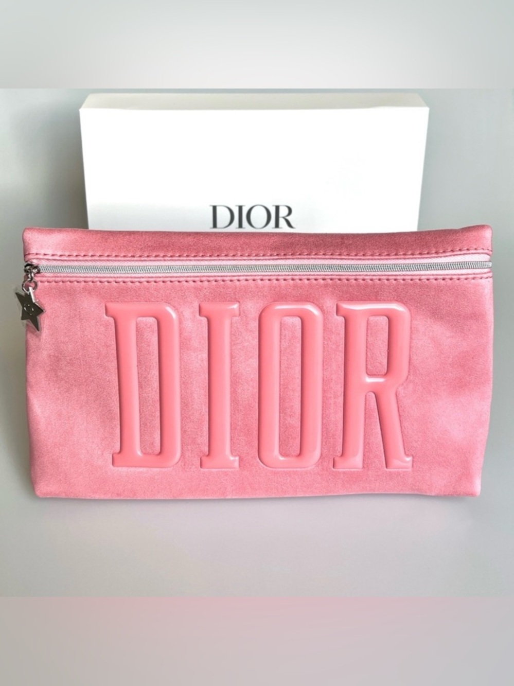 Dior Pink Pouch - Picture 2 of 7